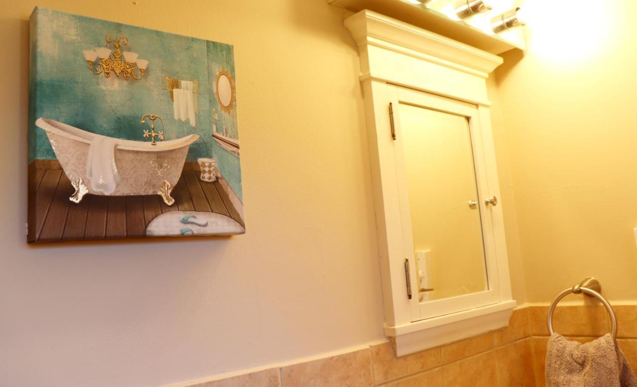 Private Room At Home Near Iad-Sterling Eksteriør billede
